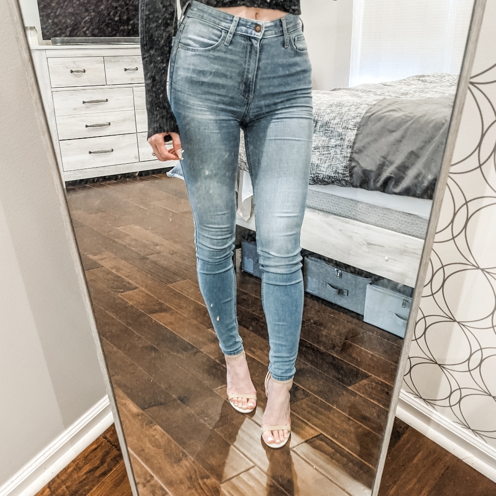 Hollister Jeans - 3 Long